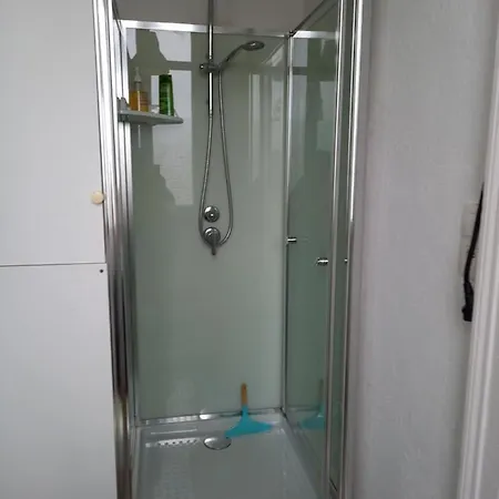 253, Classe 2 Etoiles, Proche Des Thermes Apartment *